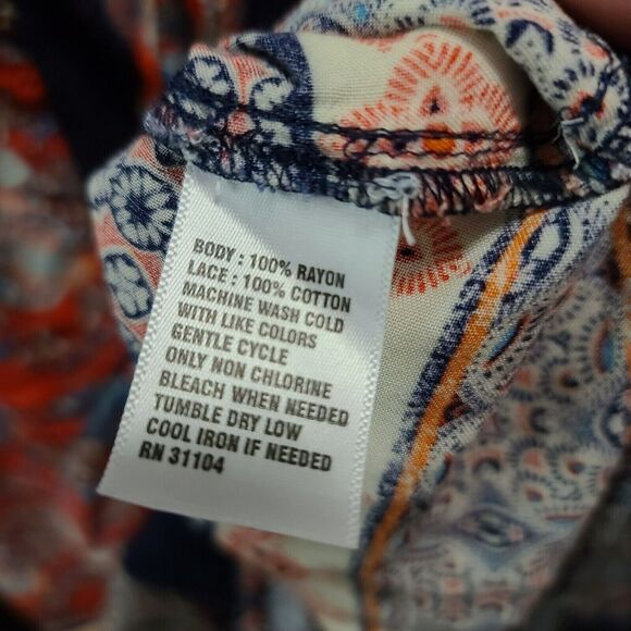 Red Camel Womens Blouse Multi-Color Size Large 100% Rayon Long Sleeve Lace - Picture 7 of 12